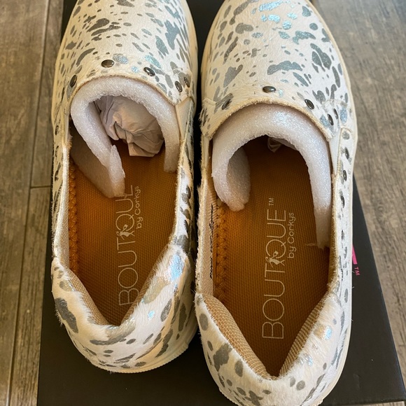 Boutique by Corkys Jerry slip on - Picture 4 of 6